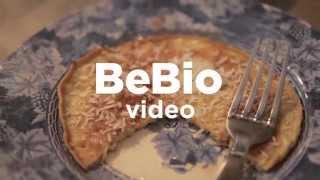 BeBio Video  Recept Bananenpannenkoekjes [upl. by Annala]