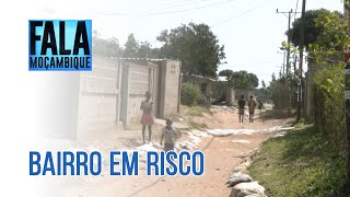 Maputo Erosão degrada ruas e põe casas em iminência de desabar na zona Romão Mahotas PortalFM24 [upl. by Gordan935]