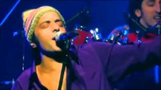 Rachid Taha  Ya Menfi Live 2001 [upl. by Villiers]