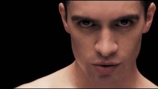 Panic At The Disco  GirlsGirlsBoys Sub Español  Lyrics OFFICIAL VIDEO [upl. by Roobbie214]