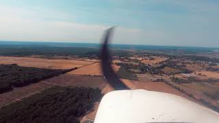 Atterrissage Deauville  Cessna 150 [upl. by Ahsiatal]