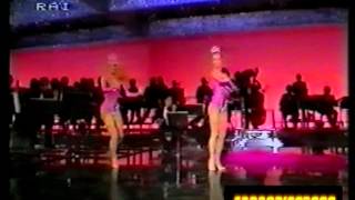 Heather Parisi e Oriella Dorella broadway prominade [upl. by Abran334]