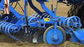 LEMKEN  Pneumatic seed drills CompactSolitair [upl. by Marashio]