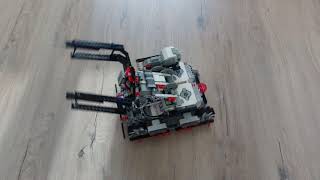 Test roues mecanum  Mecanum wheels test lego ev3 [upl. by Kamerman]