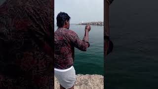 Unique Way of Catching Fishes Instantly fishing fishingvideos thoondilulagam seafishing [upl. by Hgiel]