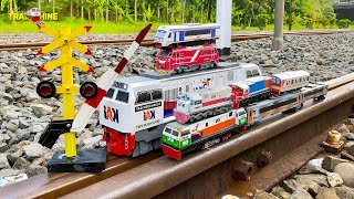 Drama Merakit Kereta Api CC206CC201 Vintage Anjlok Tabrakan Di Jembatan Diorama Air Terjun [upl. by Anabel]