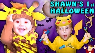 SHAWNS FIRST HALLOWEEN Family Costume Vlog 2016 [upl. by Ted]