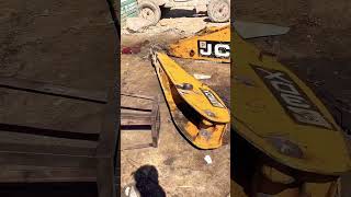 Just for fun 🤩Jcb boom spration from kingpost jcb workshop jcb reels automobile jcb jcbparts [upl. by Leggett]