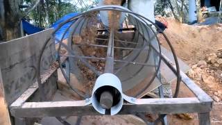 Sieving machine for Rammed earth architecture [upl. by Idola]