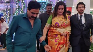 sumalata ambreesh amp rockline venkatesh at marriage  ಸುಮಲತಾ ಅಂಬರೀಷ್ amp ರಾಕ್ ಲೈನ್ ವೆಂಕಟೇಶ್ [upl. by Ahsinik]