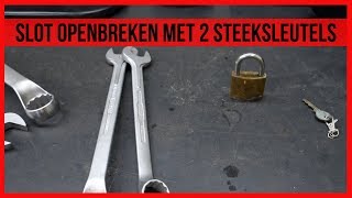 Slot openbreken met 2 steeksleutels [upl. by Dyob411]