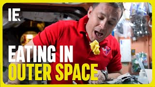 How Do Astronauts Eat and Drink in Space [upl. by Warder]