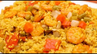 Recette Ivoirienne  Riz aux crevettes [upl. by Anaugahs]