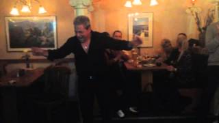 Griechisches Restaurant Irodion  Griechische LIVE Musik  Bouzoukia [upl. by Noleta]