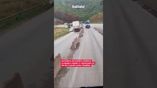 MOTORISTA DE CARRETA É FLAGRADO NA CONTRAMÃO DA BR381 E QUASE CAUSA TRAGÉDIA [upl. by Tuddor682]