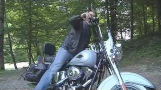 Harley Heritage Softail Classic  Immer mit der Ruhe [upl. by Ivie]