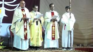 Priest singing Christmas songs at Midnight Mass in Delhi Church [upl. by Clough]