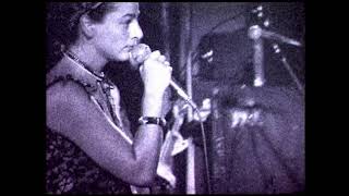 The Slits  Earthbeat Live 1981 [upl. by Hassadah]