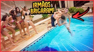 BRIGUEI COM MEU IRMÃO NA FRENTE DE TODOS  TROLLANDO AMIGOS  REZENDE EVIL [upl. by Teerpnam273]