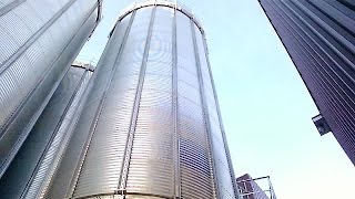 montage d une installation de stockage de 17 silos à fond conique [upl. by Anigriv974]