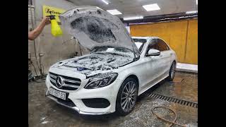 Vệ sinh khoang máy Mercedes Benz C300 W205 2018 [upl. by Quackenbush]