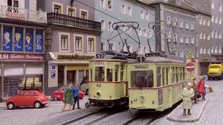 Straßenbahn H0  Regensburg 1964  Straßenbahnhaltestelle Kohlenmarkt  Diorama [upl. by Adnohryt]