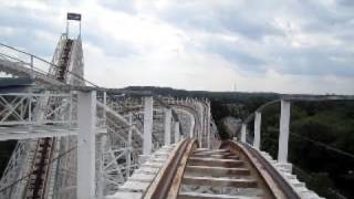 Cyclone Front Seat onride HD POV Six Flags New England [upl. by Lilllie]