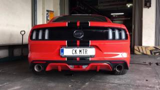 Ford Mustang V8 GT  Armytrix Système Echappement VALVETRONIC  moteurs sons amp bruit [upl. by Irelav454]