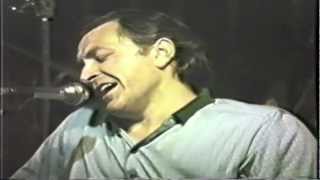 Pierangelo Bertoli A muso duro live 1986 [upl. by Tedmann]