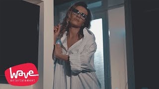 JASMINA GRUJIĆ  KAO STARI VUK OFFICIAL VIDEO [upl. by Annoirb]