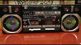 Vintage Boombox Lasonic L30K Transformers DISCOLITE [upl. by Acisej]