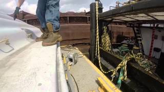 Tug life Cutting a barge loose [upl. by Mallis]