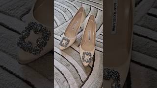 Wedding shoes unboxing Manolo Blahnik Hangisi bride bridetobe [upl. by Keller]