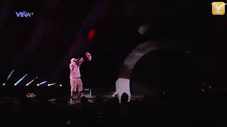 Bad Bunny – Chambea  Festival de Viña del Mar 2019 [upl. by Atnohsal]