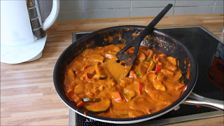 Low Carb Hähnchen Curry [upl. by Mechelle]