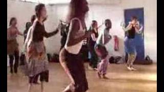 Stage de danses africaines par Sellou african dance workshop [upl. by Rebma]