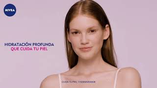 NIVEA  GelCrema Facial NIVEA Agua de Rosas [upl. by Aioj]