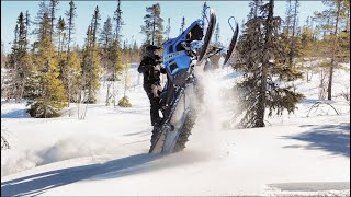 En dag på snöskotern varning för amatör [upl. by Artemed]