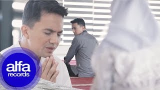 Sahrul Gunawan  Istri Solehah Official Video Clip [upl. by Limay395]