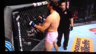 Rich Franklin gets his nuts kicked in Does his best to bringem back out [upl. by Nalyak271]