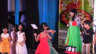 Sumi Aravind singing Ayalathe veetile at Indian Association Sharjah [upl. by Magnum804]