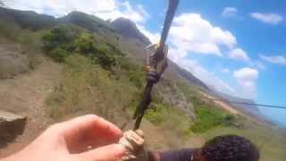 Descente en Tyrolienne au Parc Casela à lîle Maurice [upl. by Udelle779]