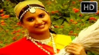 Oru Poo Thannal  Malayalam Mappila Album  Muthu Habeebi Monjathi  Thajudheen [upl. by Gaile660]