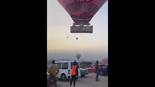 Kapadokyada balon otomobile çarptı [upl. by Arihaj1]