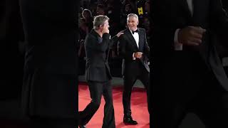 Así llegaron GeorgeClooney y BradPitt al festival de Venecia [upl. by Lorene]