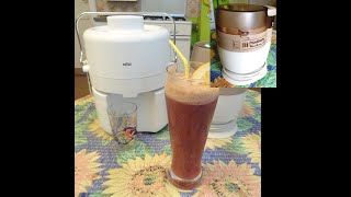 Braun MP50 Juicer Moulinex Moulinette SE Food ChopperMaking grapeApple juice [upl. by Ettigirb]