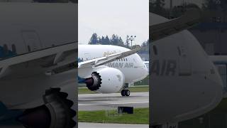 Oman Air 7879 Takeoff From Paine Field 787 boeing aviation [upl. by Schilt]