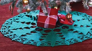 Left Hand Crochet Bernat Christmas Tree Skirt  The Crochet Crowd [upl. by Sklar971]