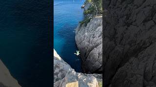 Flying in Cassis ☀️ Extrait de ma dernière vidéo YouTube cliffjumping cliffdiving summer travel [upl. by Lorita638]