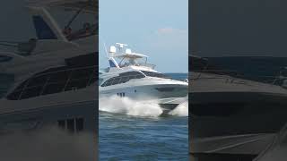 Splashing Azimut 54  Haulover inlet [upl. by Bethany]